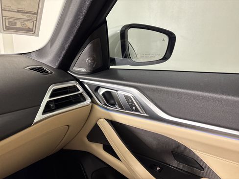 Used 2026 BMW i4 eDrive40 w/ Premium Package RWD image 28