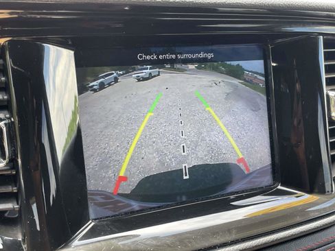 Used 2023 Dodge Durango GT RWD image 13