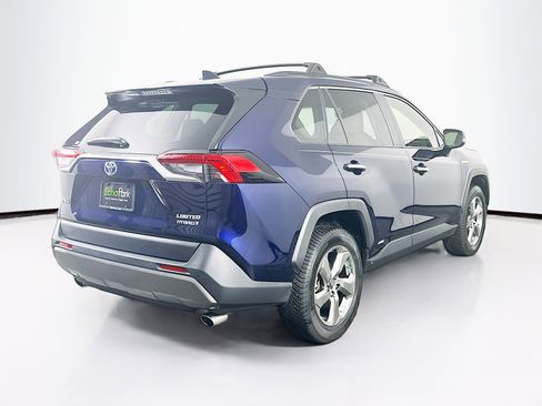 Used 2019 Toyota RAV4 Limited image 9