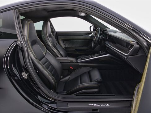 Used 2022 Porsche 911 Turbo S AWD/4WD image 26