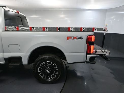 Used 2025 Ford F250 Platinum w/ FX4 Off-Road Package image 44