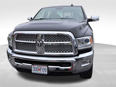 Used 2016 RAM 2500 Laramie AWD/4WD image 3