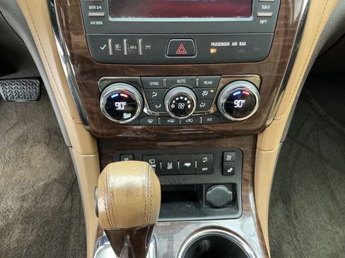 Used 2013 Buick Enclave Premium w/ Trailering Provision Package image 12