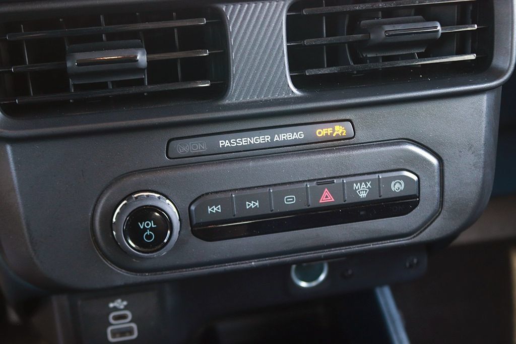 Used 2026 Ford Maverick XL FWD image 21