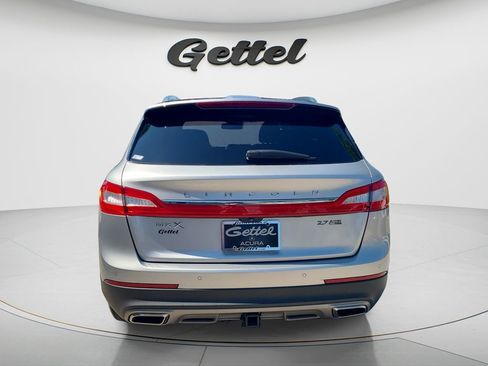 Used 2016 Lincoln MKX Reserve w/ Technology Package AWD/4WD image 6