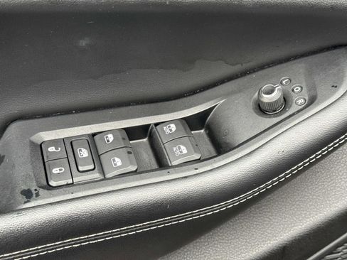 Used 2023 Jeep Grand Cherokee L Laredo image 22