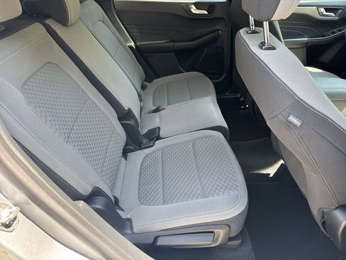 Used 2021 Ford Escape SE FWD image 15