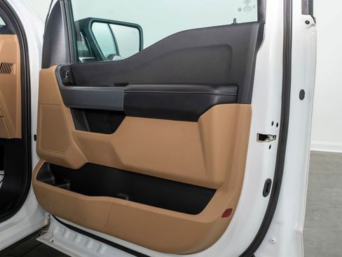 Used 2023 Ford F150 XLT image 19