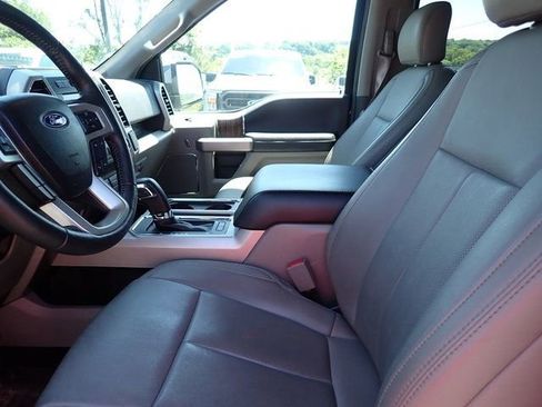 Used 2020 Ford F150 Lariat w/ Equipment Group 502A Luxury AWD/4WD image 11