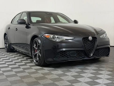 Used 2020 Alfa Romeo Giulia Ti Sport AWD/4WD image 7