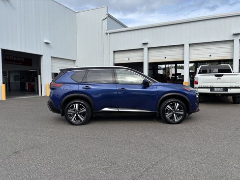Used 2022 Nissan Rogue SL w/ SL Premium Package AWD/4WD image 8