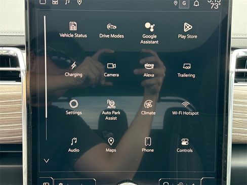 New 2025 GMC Sierra EV Denali image 23