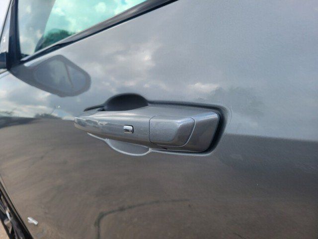 Used 2026 Buick Enclave Sport Touring FWD image 9