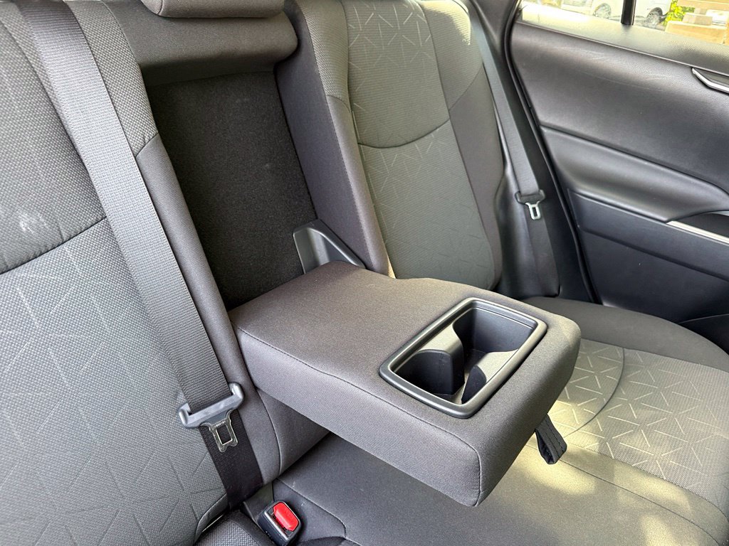 Used 2024 Toyota RAV4 XLE FWD image 40
