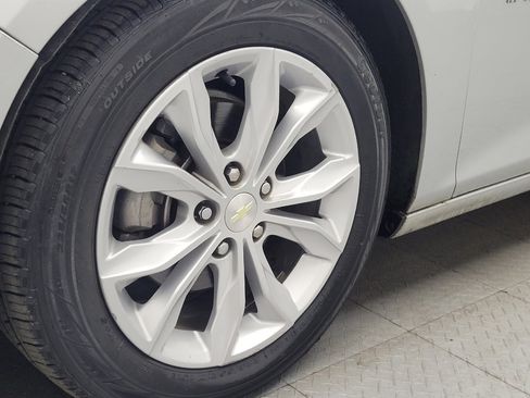 Used 2020 Chevrolet Malibu LT FWD image 31