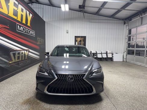 Used 2024 Lexus ES 350 w/ Premium Package image 19