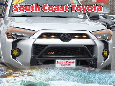 Used 2016 Toyota 4Runner SR5 Premium AWD/4WD image 4