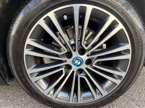 Used 2018 BMW 530e RWD image 31