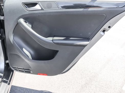 Used 2015 Volkswagen Jetta TDI SEL FWD image 33
