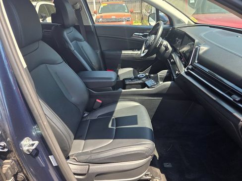Used 2023 Kia Sportage EX AWD/4WD image 27