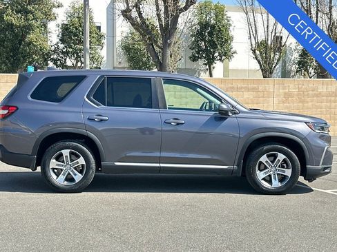 Certified 2023 Honda Pilot EX-L image 3