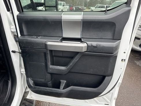 Used 2017 Ford F150 XLT w/ Equipment Group 302A Luxury image 21