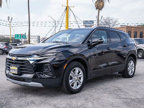 Used 2021 Chevrolet Blazer LT w/ Sound & Technology Package image 9