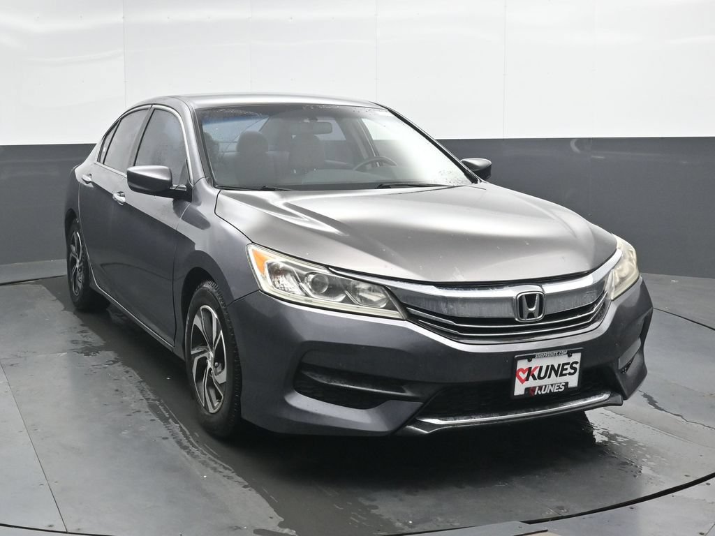 Used 2017 Honda Accord LX image 4
