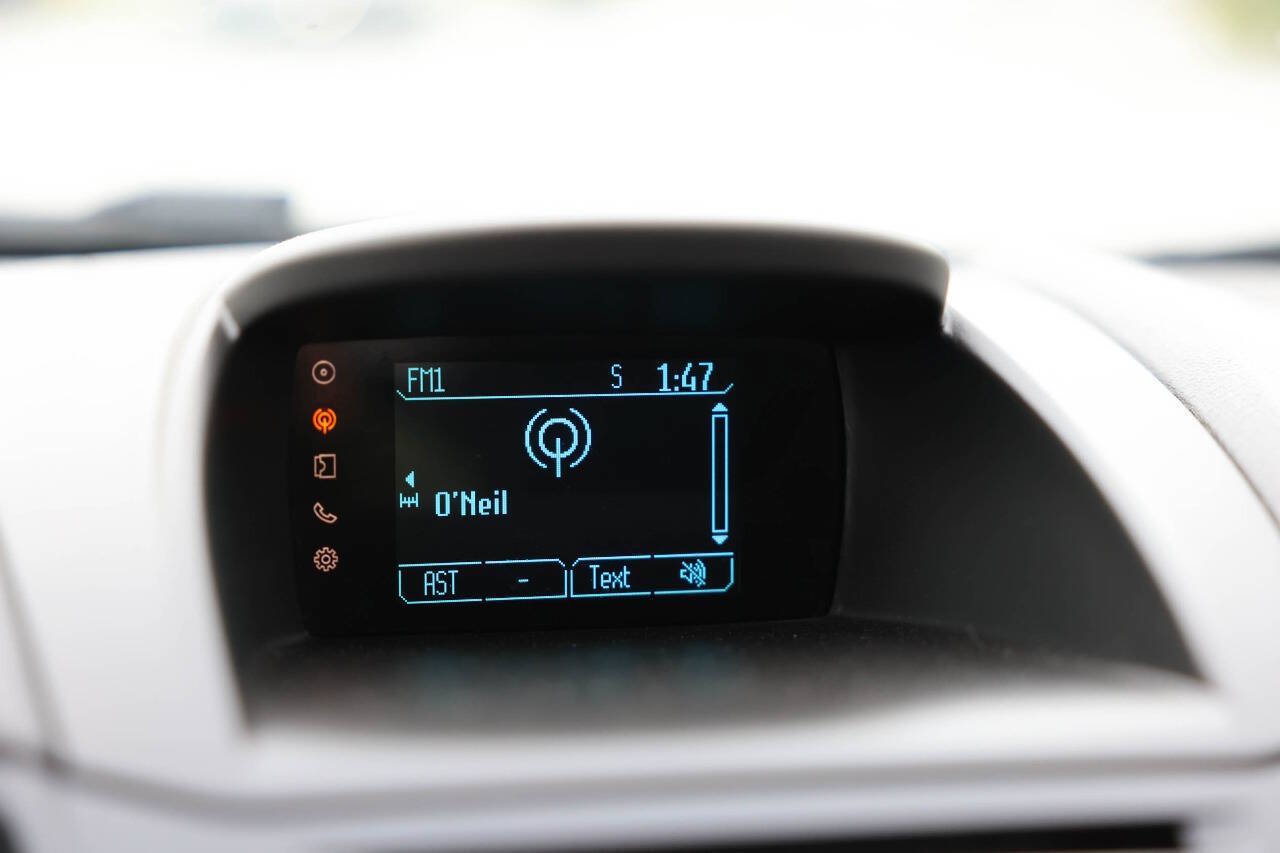 Used 2015 Ford Fiesta SE FWD image 22