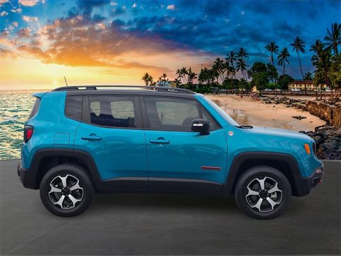 Used 2022 Jeep Renegade Trailhawk image 4