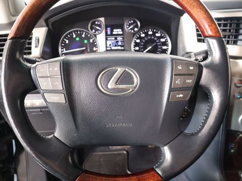 Used 2015 Lexus LX 570 4WD image 3