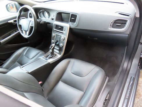 Used 2016 Volvo V60 T5 Premier AWD/4WD image 21