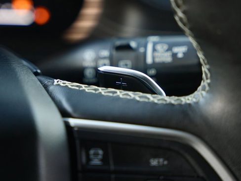 Used 2021 Jeep Grand Cherokee L Limited w/ Luxury Tech Group II image 28