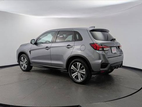 Used 2025 Mitsubishi Outlander Sport SE AWD/4WD image 6