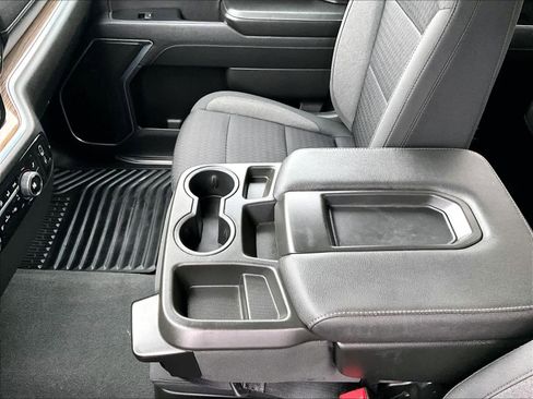 Used 2022 Chevrolet Silverado 1500 LT image 19