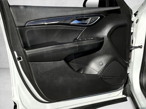 Used 2021 Buick Envision Preferred image 18