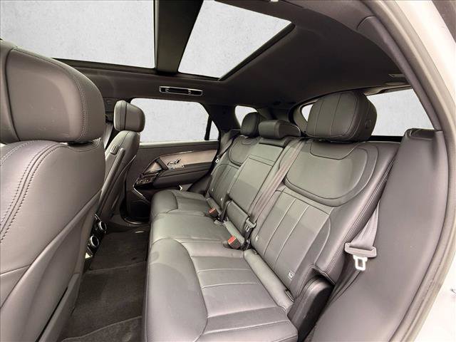 Used 2024 Land Rover Range Rover Sport Dynamic SE AWD/4WD image 12