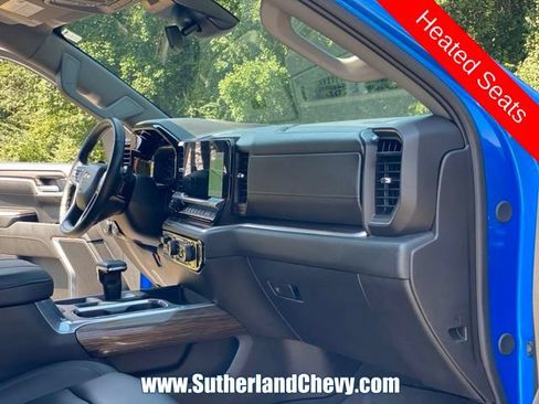 Used 2025 Chevrolet Silverado 1500 LT w/ Z71 Off-Road Package AWD/4WD image 22