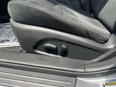 Used 2014 Nissan Altima 2.5 S w/ Display Audio Package FWD image 11