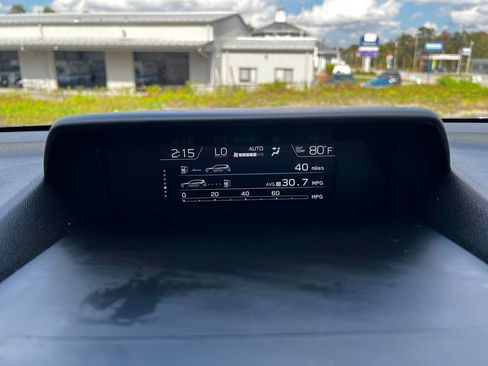 Used 2023 Subaru Forester Premium image 25