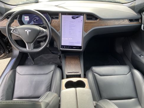 Used 2018 Tesla Model S 75D image 21