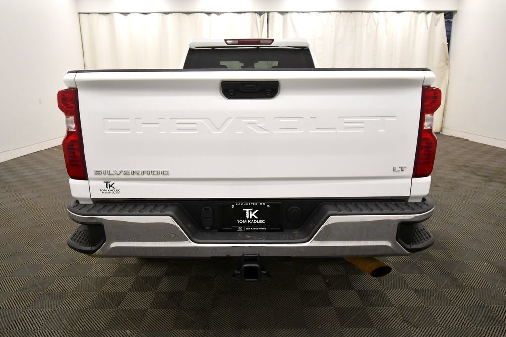 Used 2024 Chevrolet Silverado 2500 LT AWD/4WD image 6