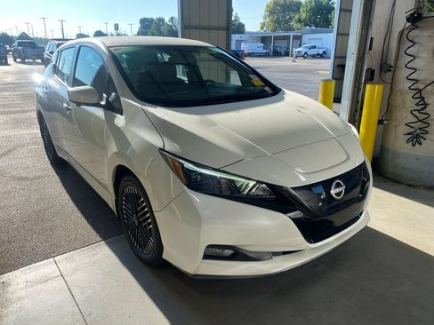 Used 2024 Nissan Leaf SV Plus FWD image 1