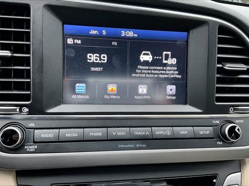 Used 2018 Hyundai Elantra SEL image 35