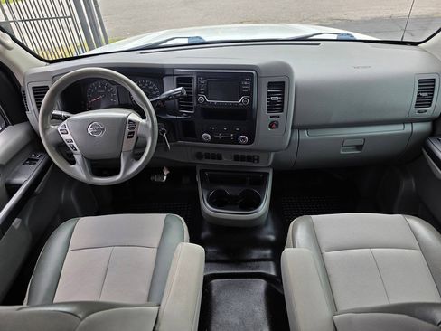 Used 2018 Nissan NV 3500 S RWD image 8