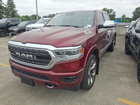 Used 2022 RAM 1500 Limited w/ Body-Colour Bumper Group AWD/4WD image 1