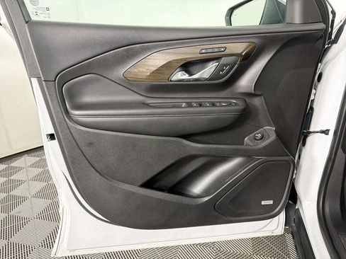 Used 2018 GMC Terrain Denali w/ Advanced Safety Package image 9