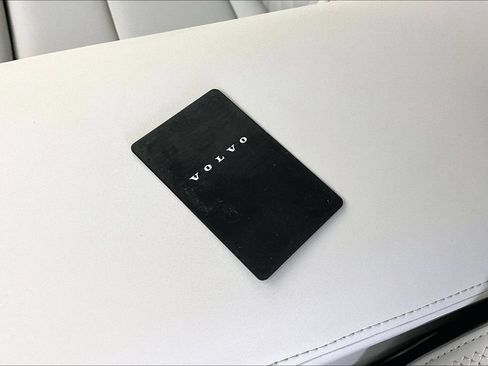 Used 2025 Volvo EX90 Plus AWD/4WD image 12