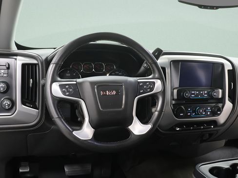 Used 2017 GMC Sierra 1500 SLE w/ Suspension Package, Off-Road AWD/4WD image 9