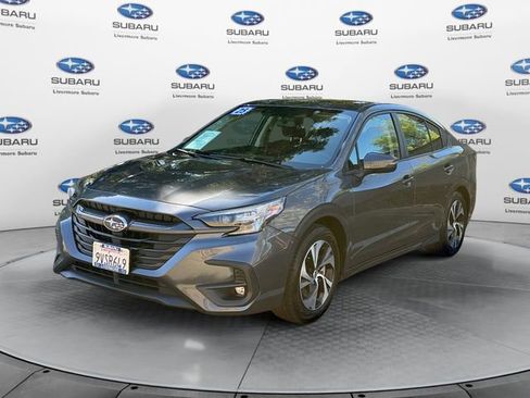 Used 2025 Subaru Legacy Premium AWD/4WD image 8